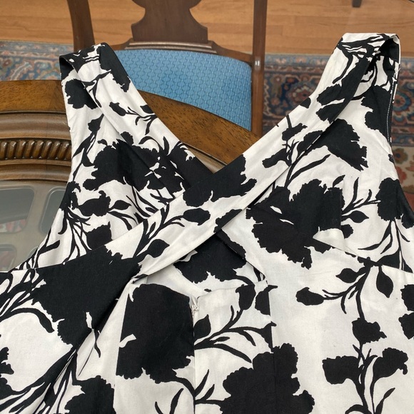 ELLE DRESS - Picture 4 of 6